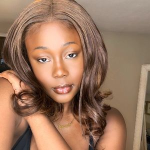 Meet your Posher, Massita